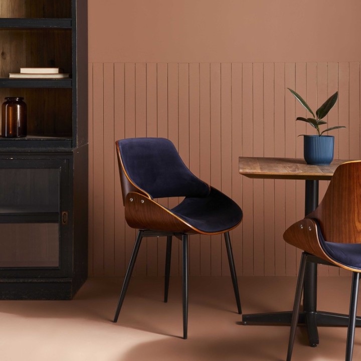 Chaise vintage Mannix en velours bleu