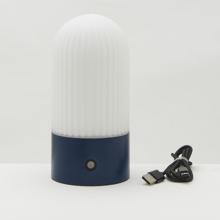 Lampe portable en métal bleue et opaline TOUAREG