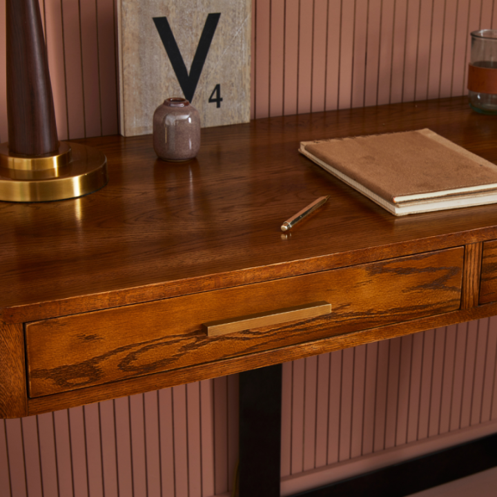Bureau en chêne brûlé et piètement métal, collection Scarlette