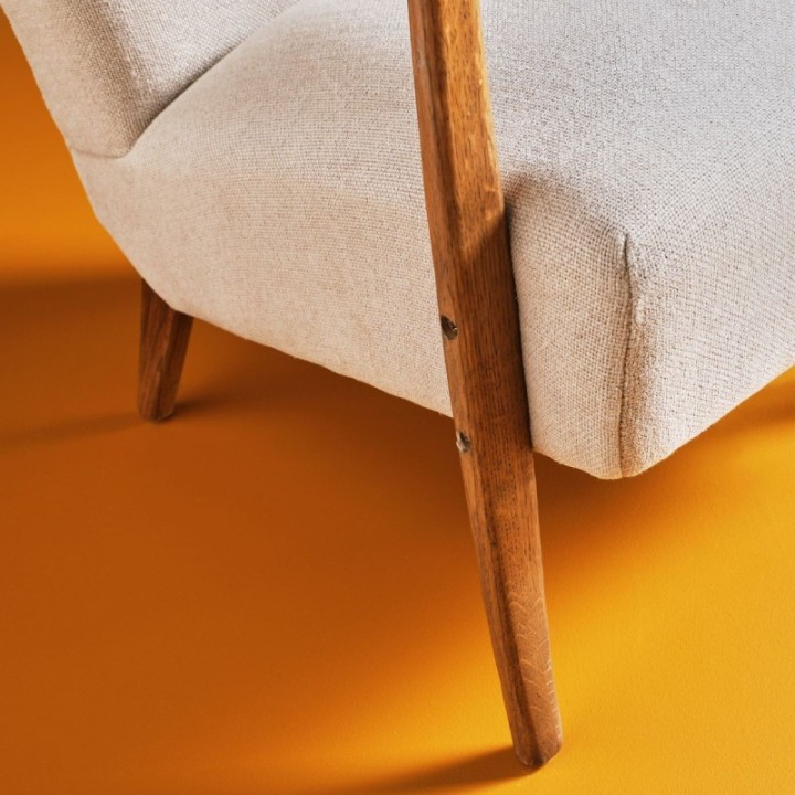 Fauteuil Jacques esprit scandinave en lin et chêne massif