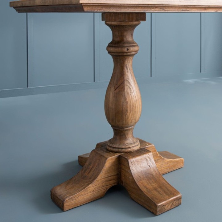 Table bistrot carrée en vieux bois AGATHE