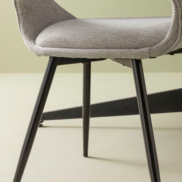Lot de 2 chaises en tissu gris avec piètement en métal ELODIE
