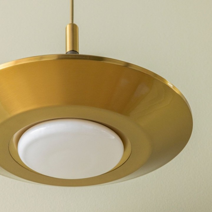 Lustre en métal noir et finition laiton doré ORION